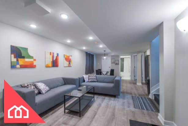 1070 Meadowlands Dr., Unit B, Ottawa, ON K2C 3K9